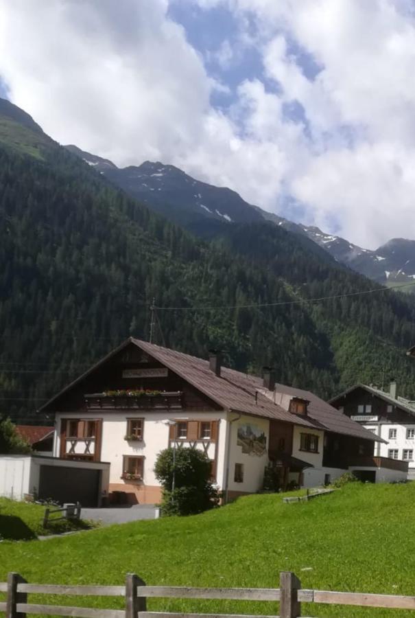 Haus Morgensonne Hotel Pettneu am Arlberg Exterior foto