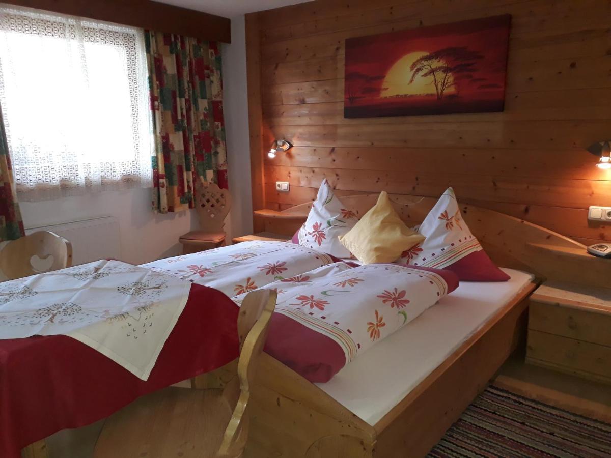 Haus Morgensonne Hotel Pettneu am Arlberg Exterior foto
