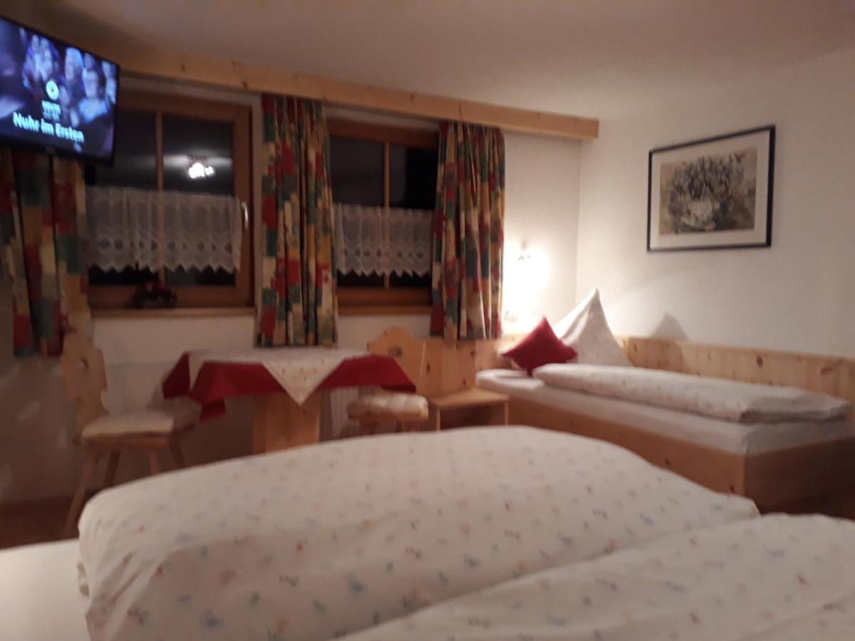 Haus Morgensonne Hotel Pettneu am Arlberg Exterior foto
